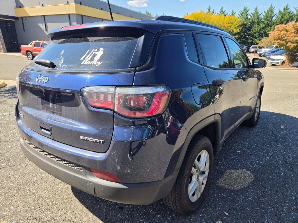 Used 2018 Jeep Compass Sport w/ Cold Weather Group AWD/4WD image 7