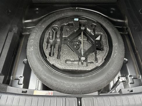 Used 2022 Genesis G70 2.0T w/ Prestige Package image 40