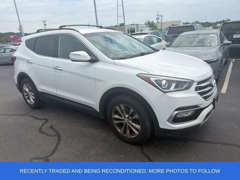 Used 2018 Hyundai Santa Fe Sport 2.0T AWD/4WD image 1