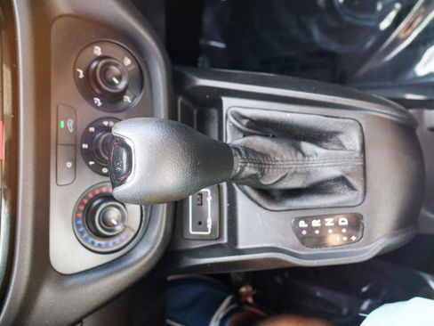 Used 2018 RAM ProMaster City Tradesman image 15