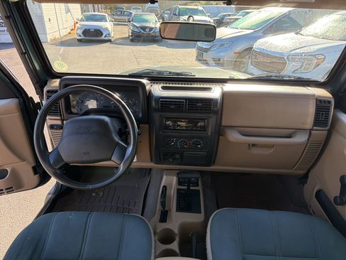 Used 2000 Jeep Wrangler Sahara image 9
