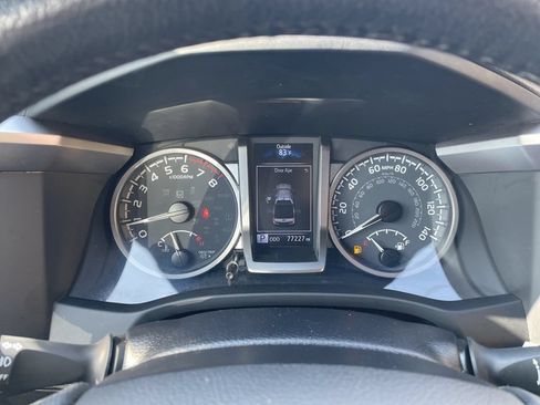 Certified 2023 Toyota Tacoma Limited AWD/4WD image 17