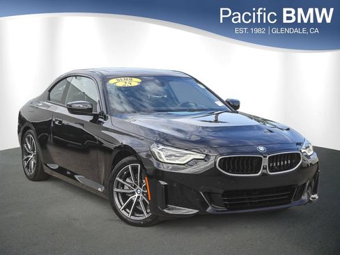 Used 2025 BMW 230i Coupe RWD image 1