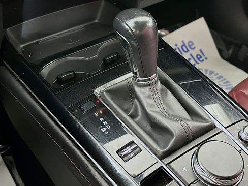 Used 2024 MAZDA CX-30 AWD 2.5 S w/ Preferred Package image 16