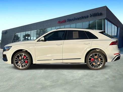 Used 2023 Audi Q8 Premium Plus w/ Premium Plus Package image 2