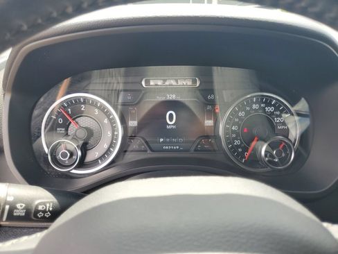 Used 2019 RAM 1500 Big Horn AWD/4WD image 17