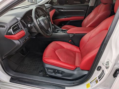 Used 2023 Toyota Camry XSE image 14