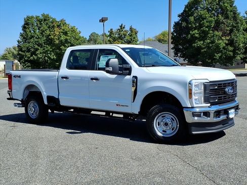 New 2026 Ford F250 XL image 1