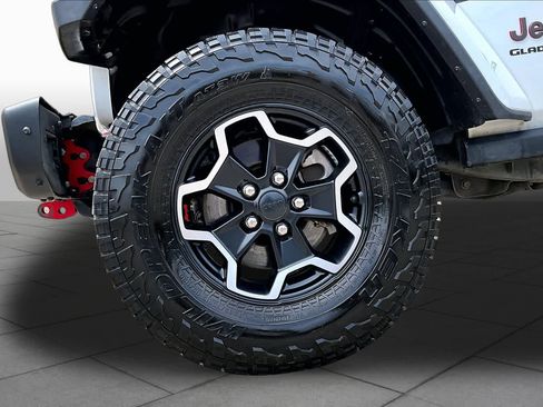 Used 2020 Jeep Gladiator Rubicon AWD/4WD image 11