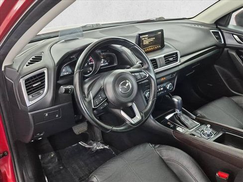 Used 2018 MAZDA MAZDA3 Grand Touring FWD image 10