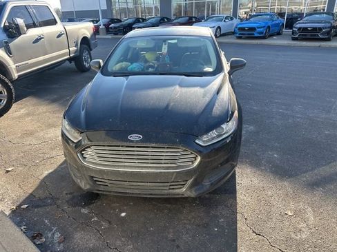 Used 2016 Ford Fusion S image 3