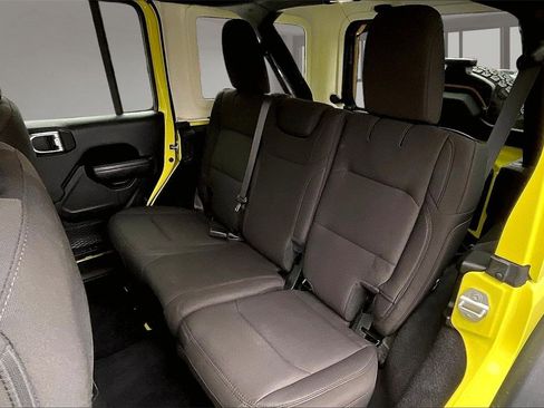 Used 2023 Jeep Wrangler Unlimited Sport image 22