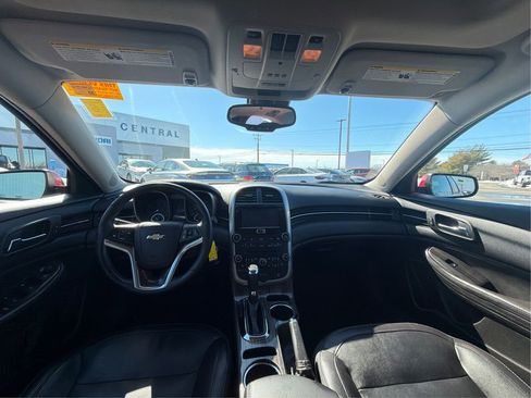Used 2014 Chevrolet Malibu LT image 27