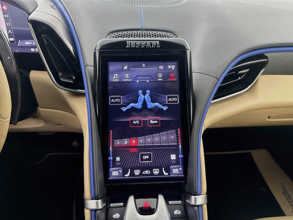 Used 2026 Ferrari Roma Spider RWD image 16