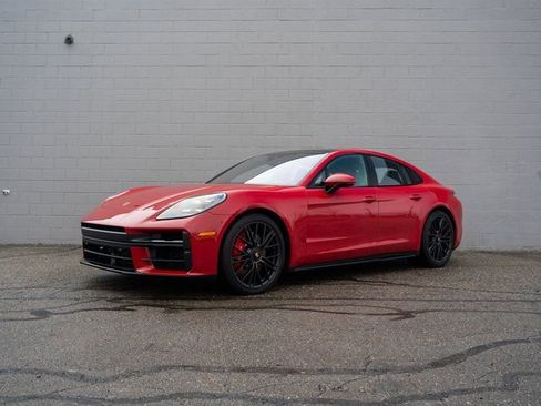 Certified 2025 Porsche Panamera GTS AWD/4WD image 1