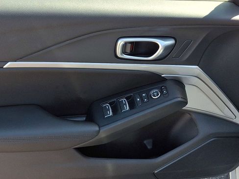Certified 2024 Acura Integra FWD image 12
