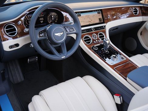 New 2026 Bentley Continental GTC image 2