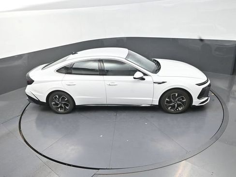 Used 2025 Hyundai Sonata SEL FWD image 30