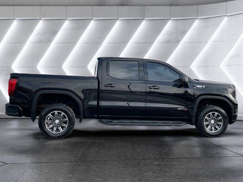 Used 2024 GMC Sierra 1500 AT4 w/ AT4 Preferred Package image 7