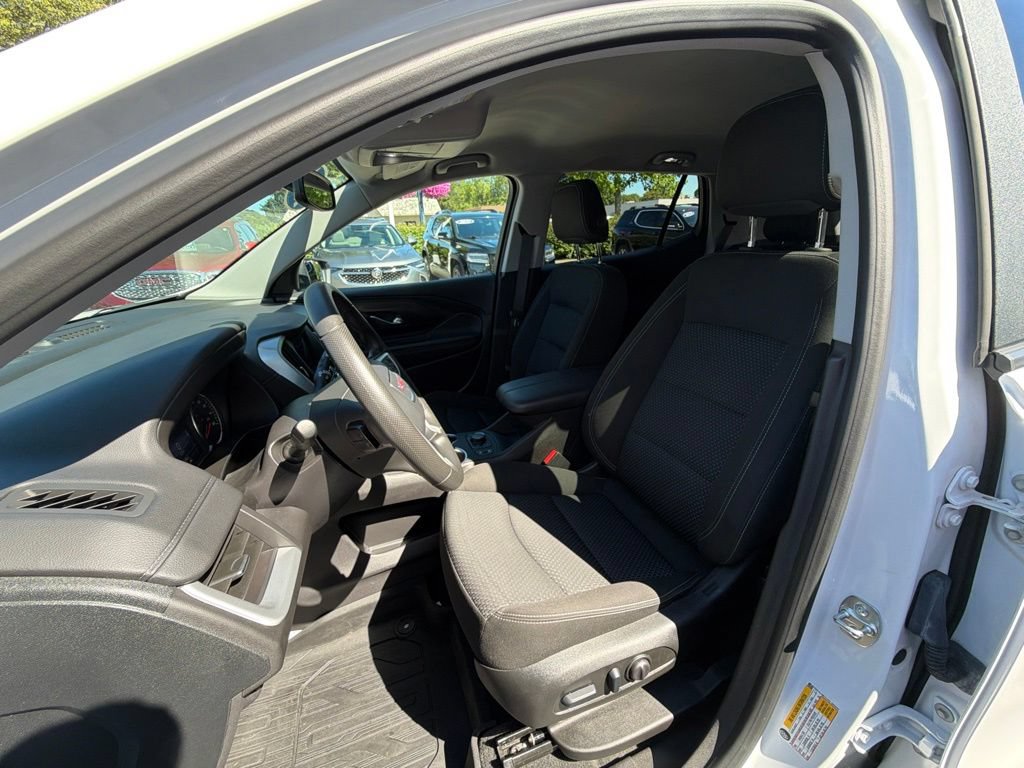 Certified 2024 GMC Terrain SLE w/ Driver Convenience Package FWD image 14
