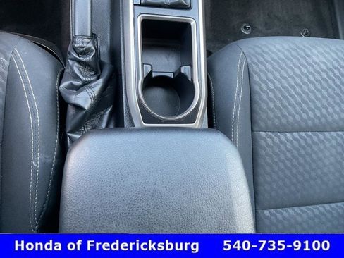 Used 2022 Toyota Tacoma SR5 w/ Trail Edition image 28