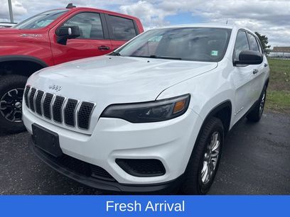 Used 2019 Jeep Cherokee Sport w/ Cold Weather Group