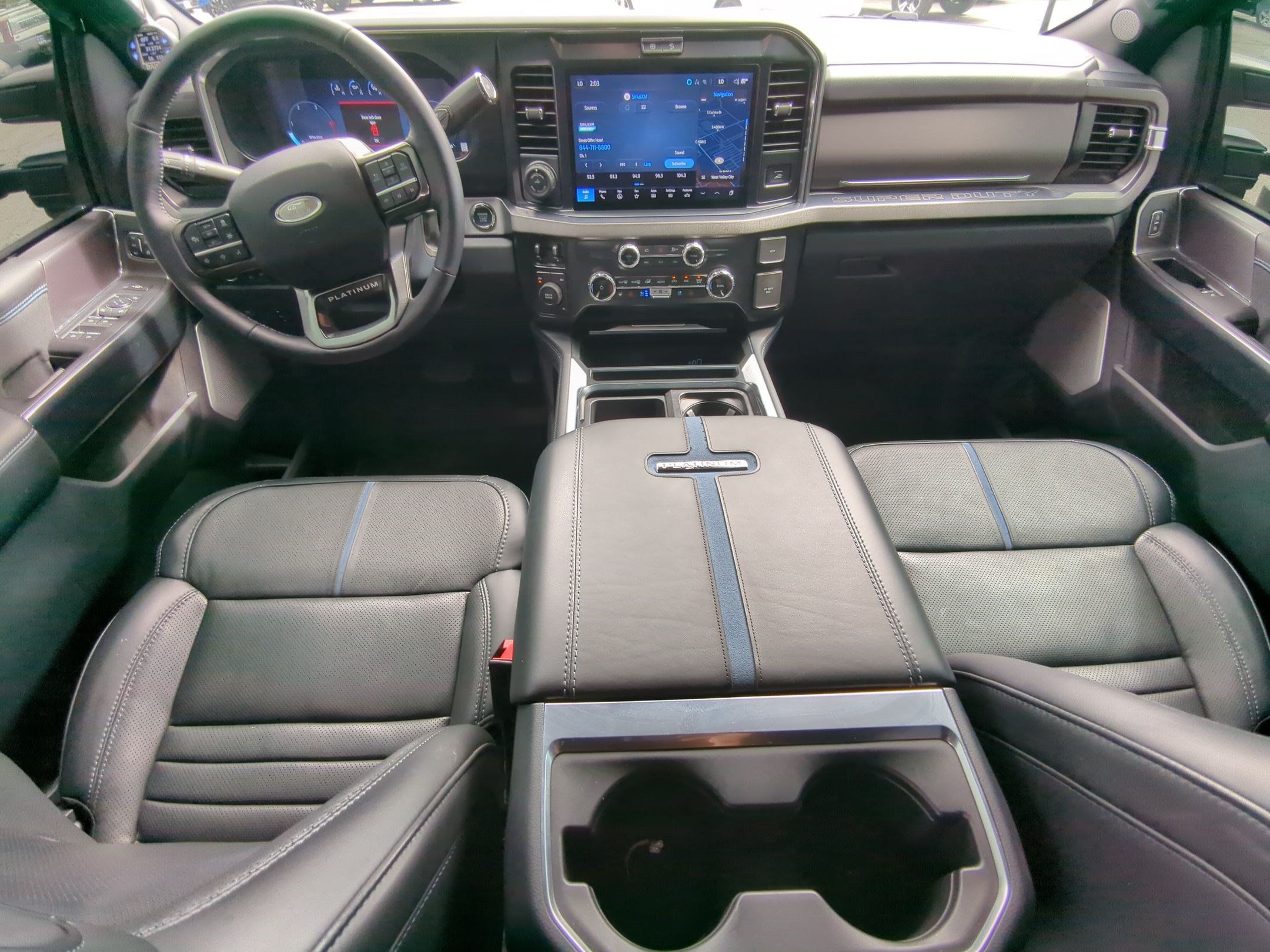 Used 2026 Ford F450 Platinum w/ FX4 Off-Road Package AWD/4WD image 29
