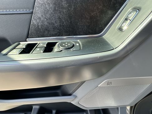 New 2025 Ford F150 Lightning Flash AWD/4WD image 15
