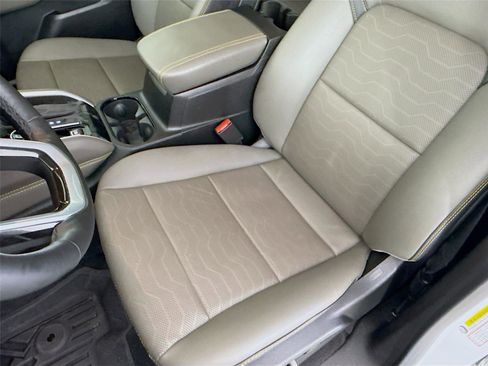 Used 2024 Chevrolet Colorado ZR2 w/ ZR2 Bison Edition image 18