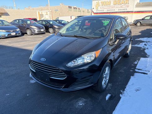 Used 2019 Ford Fiesta SE image 6