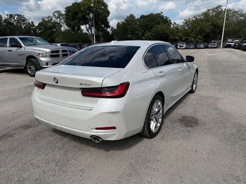Used 2025 BMW 330i Sedan w/ Convenience Package RWD image 6