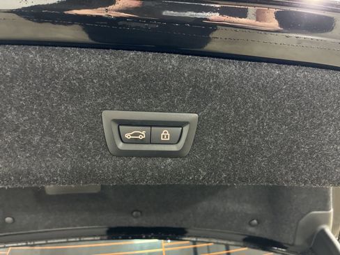 Used 2023 BMW M3 Competition w/ M Carbon Exterior Package image 9