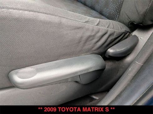 Used 2009 Toyota Matrix S image 13