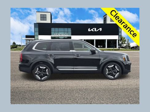 Certified 2024 Kia Telluride S w/ S Sunroof Package AWD/4WD image 1