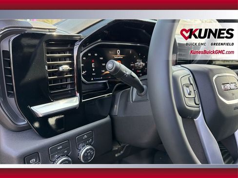 New 2026 GMC Sierra 1500 Elevation image 18