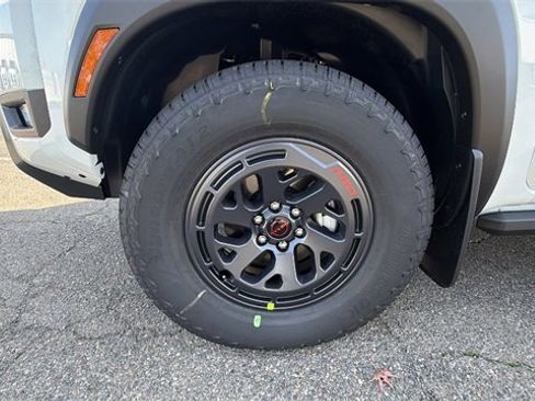 New 2026 Nissan Frontier PRO-4X image 10