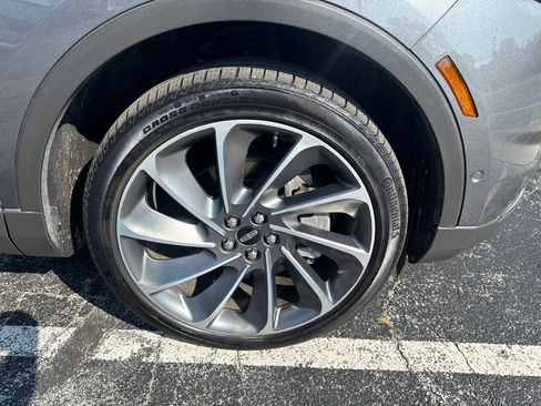 Used 2023 Lincoln Nautilus Reserve w/ Equipment Group 201A AWD/4WD image 41