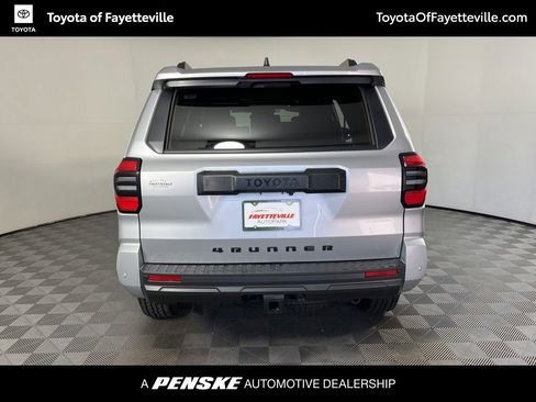 Certified 2025 Toyota 4Runner TRD Off-Road image 13