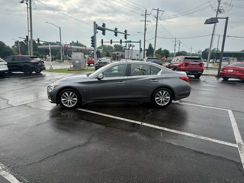 Used 2015 INFINITI Q50 Premium w/ Navigation Package AWD/4WD image 8