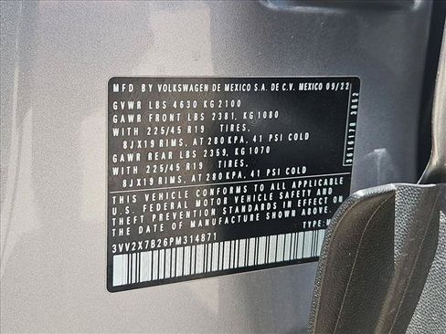 Used 2023 Volkswagen Taos SEL AWD/4WD image 18