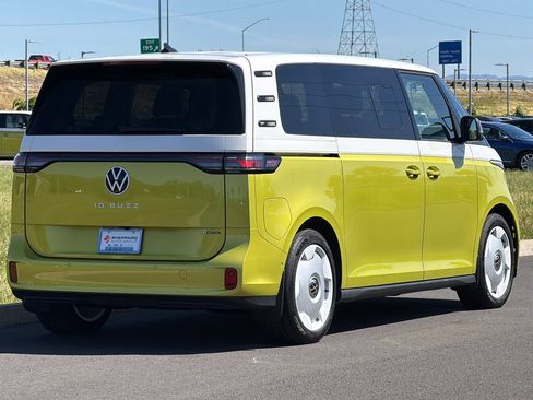New 2025 Volkswagen ID. Buzz 1st Edition AWD/4WD image 3