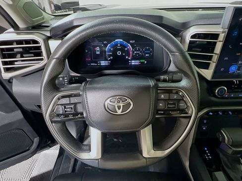 Used 2023 Toyota Tundra Limited AWD/4WD image 11