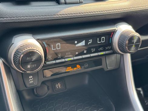 Certified 2025 Toyota RAV4 XLE AWD/4WD image 23