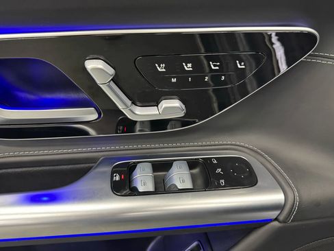 Used 2023 Mercedes-Benz SL 43 AMG w/ Driver Assistance Package image 26