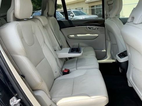 Used 2019 Volvo XC90 T6 Momentum w/ Advanced Package AWD/4WD image 22