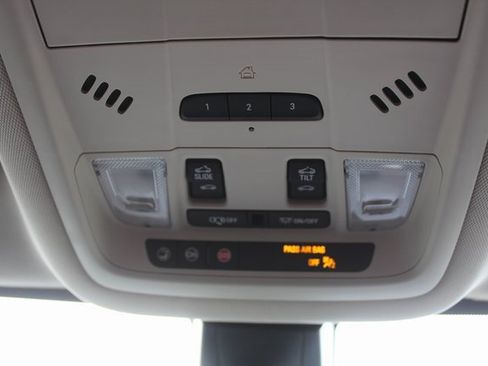 Used 2023 GMC Acadia Denali w/ Black Diamond Edition image 44