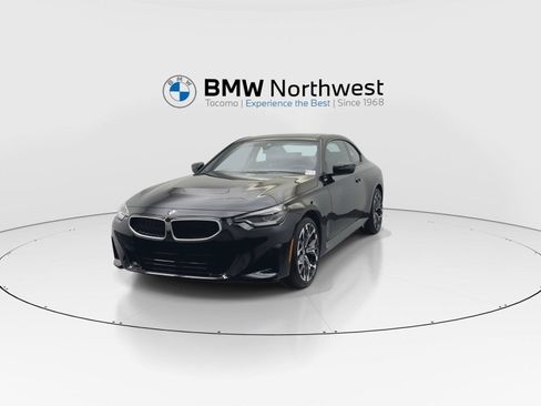 New 2026 BMW 230i xDrive Coupe w/ Convenience Package AWD/4WD image 9