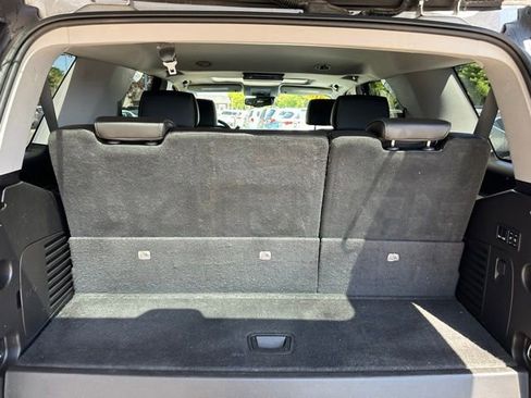 Used 2018 GMC Yukon SLT w/ Premium Edition AWD/4WD image 21