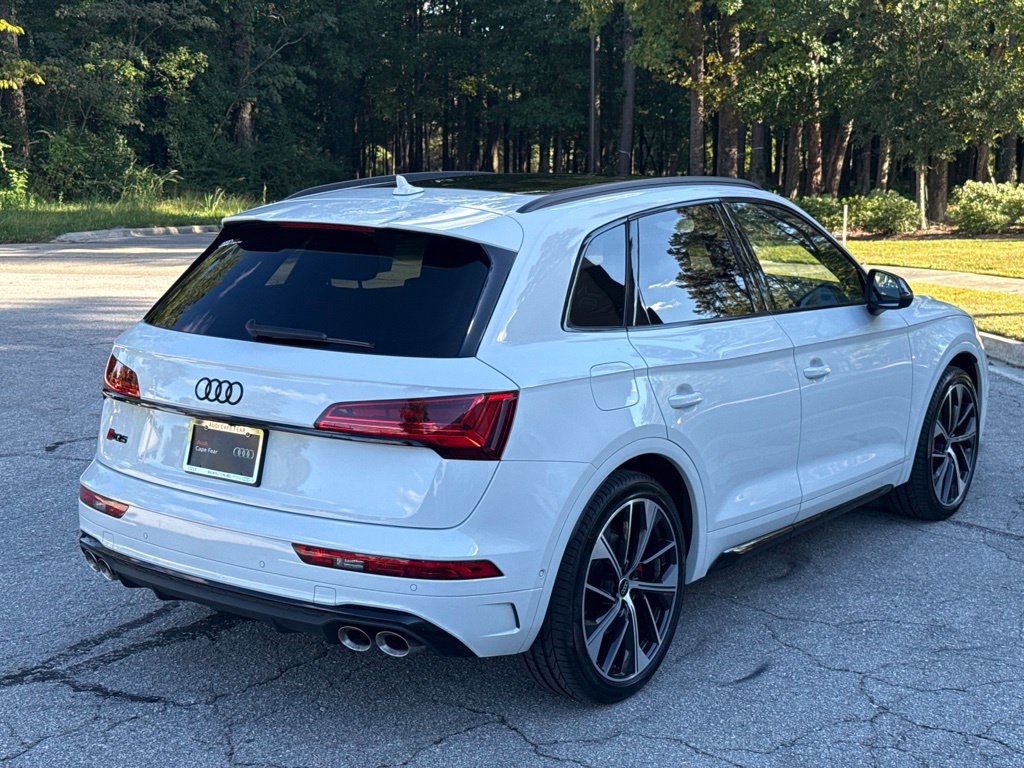 Used 2023 Audi SQ5 Prestige AWD/4WD image 5