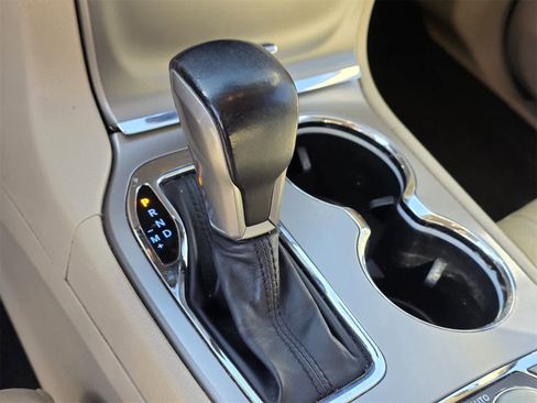 Used 2021 Jeep Grand Cherokee Limited image 24